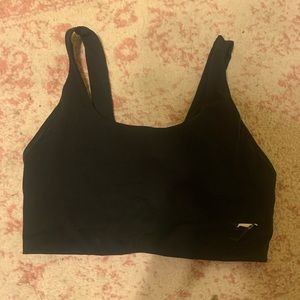 Black Gymshark crop Sports-bra